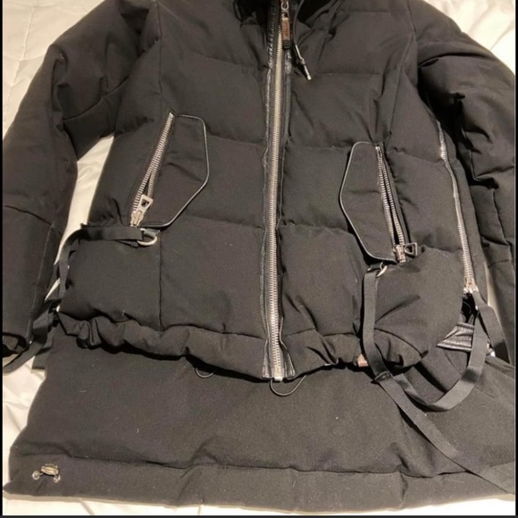 RUDSAK XS black winter coat with real white fur (removable) & attachable mittens - Picture 10 of 12